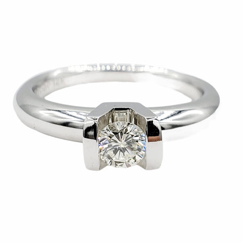 14kt white gold ring with one prong set round brilliant cut diamond 0.35cts