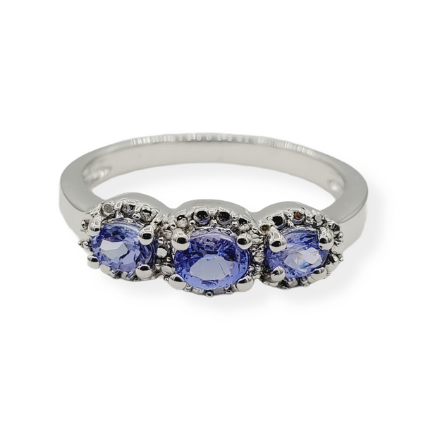 Sterling Silver Ring Set With Natural Tanzanite
